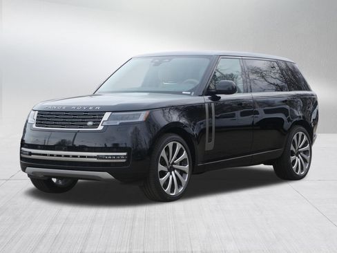 New 2026 Land Rover Range Rover Long Wheelbase SE image 1