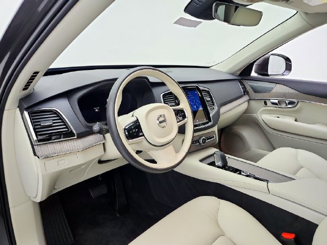 Certified 2024 Volvo XC90 B6 Plus w/ Protection Package Premier AWD/4WD image 20