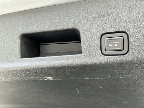 Used 2024 Chevrolet Traverse Z71 w/ Enhanced Driving Package image 29