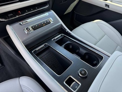 New 2026 Lincoln Aviator 2WD image 26