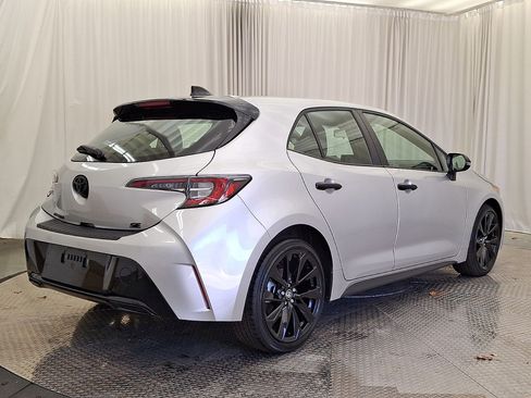 Used 2021 Toyota Corolla SE FWD image 25