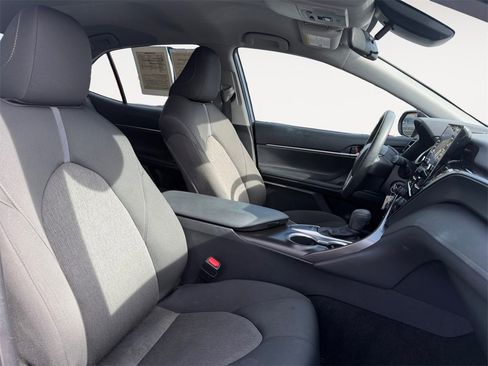 Used 2023 Toyota Camry LE image 15