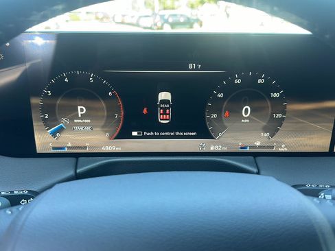 Used 2025 Nissan Armada Platinum w/ Convenience Package AWD/4WD image 29