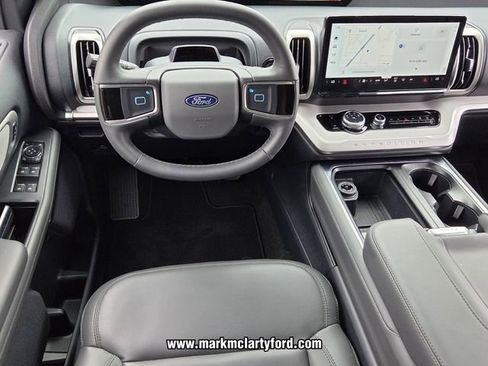 New 2026 Ford Expedition Active RWD image 11