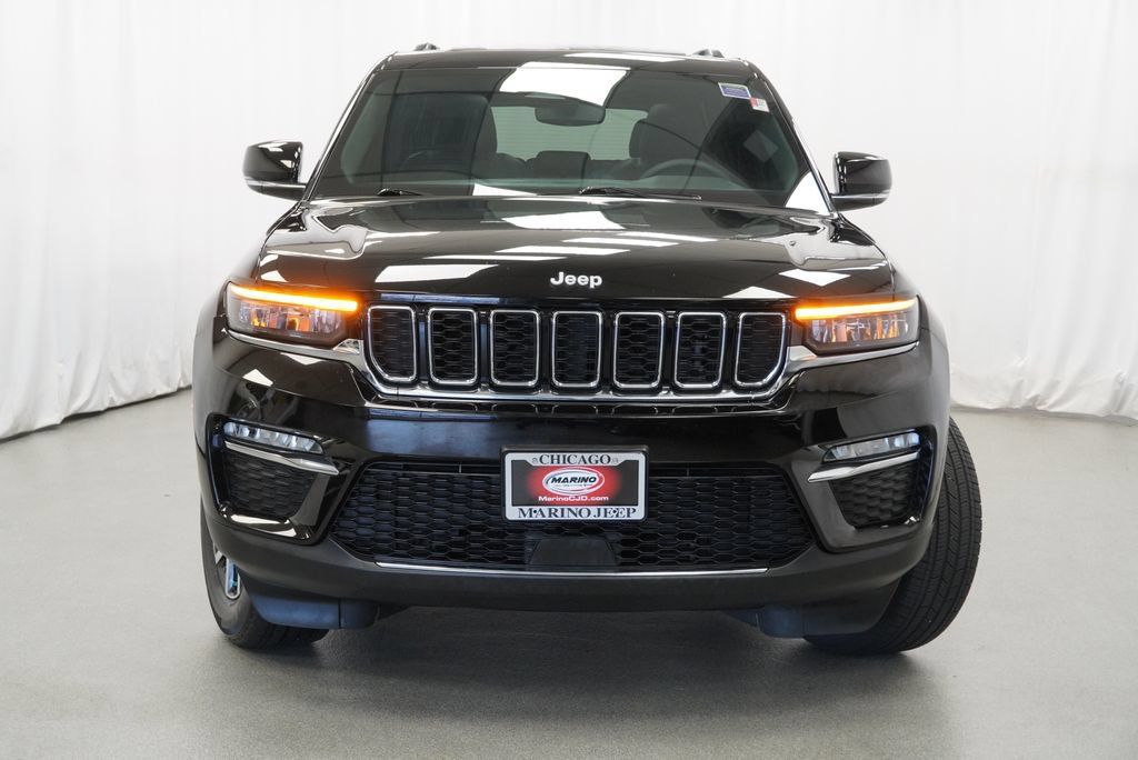 Used 2024 Jeep Grand Cherokee Limited AWD/4WD image 14