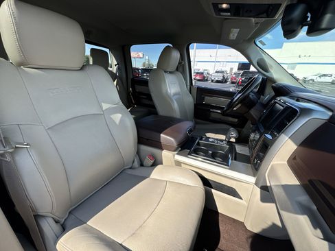 Used 2013 RAM 1500 Laramie w/ Convenience Group image 26