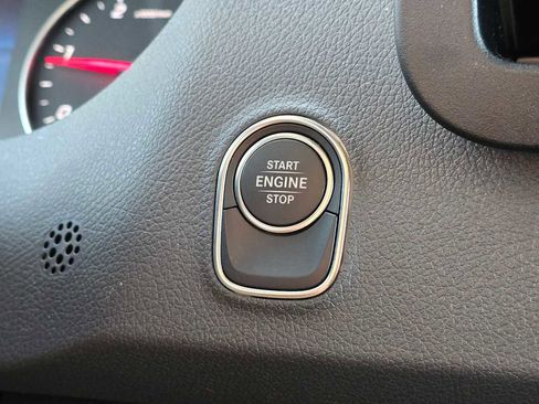 Used 2025 Mercedes-Benz Sprinter 2500 image 38