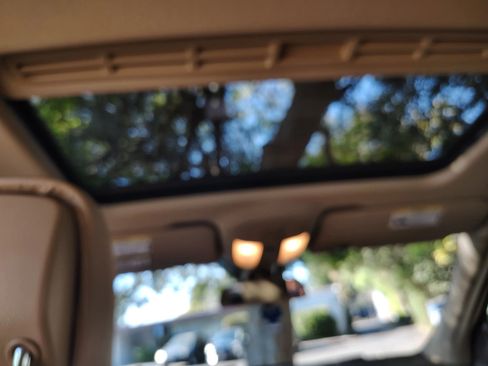 Used 2012 Mercedes-Benz GL 550 4MATIC image 15