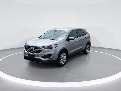 Certified 2024 Ford Edge Titanium AWD/4WD image 3