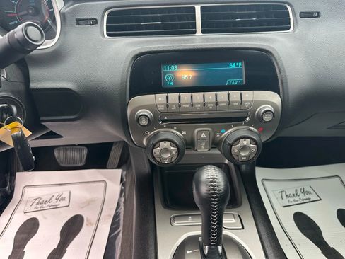 Used 2011 Chevrolet Camaro LT image 21