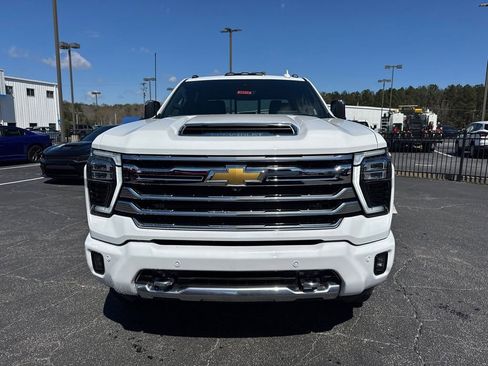 New 2026 Chevrolet Silverado 2500 High Country w/ High Country Premium Package AWD/4WD image 3