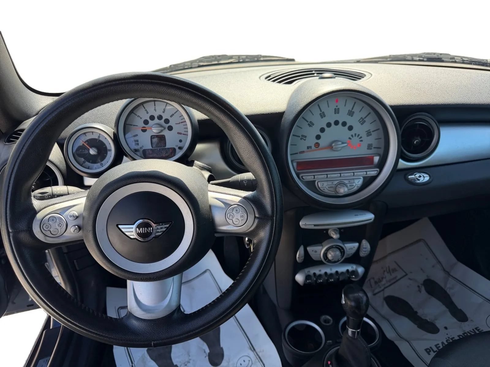 Used 2010 MINI Cooper Convertible FWD image 12