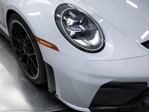 New 2026 Porsche 911 GT3 image 12