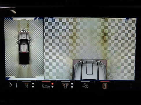 Used 2026 GMC Sierra 2500 AT4 image 18