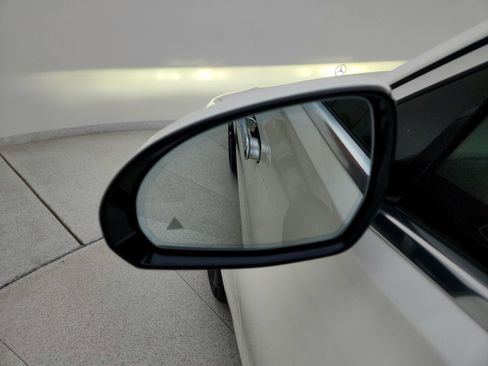 Used 2022 Mercedes-Benz S 500 S 500 image 27