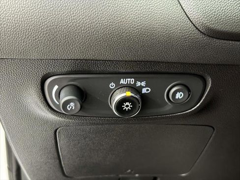 Used 2023 Buick Encore GX Essence w/ Experience Buick Package image 22