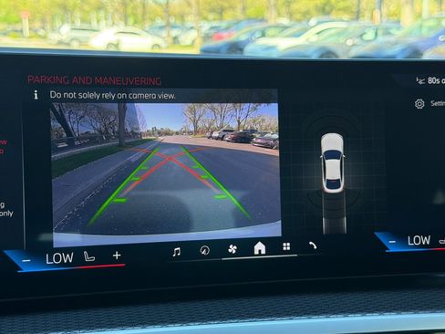 Certified 2024 BMW i4 eDrive40 w/ M Sport Package image 25