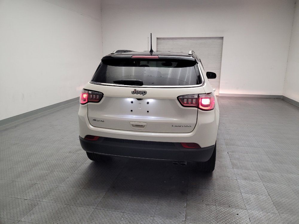 Used 2018 Jeep Compass Limited AWD/4WD image 7