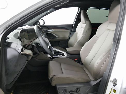 New 2025 Audi Q5 Premium Plus image 13