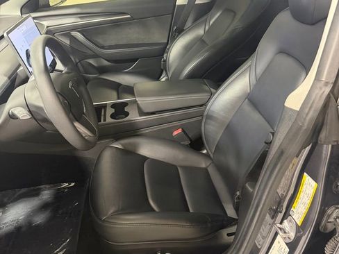 Used 2022 Tesla Model 3 Long Range AWD/4WD image 4