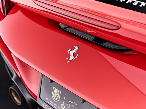 Used 2020 Ferrari F8 Tributo RWD image 33
