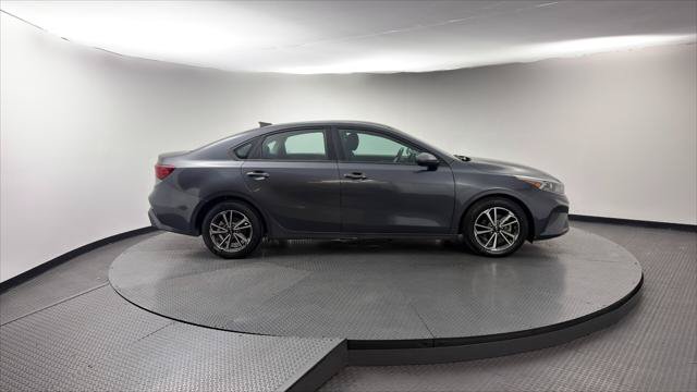 Used 2023 Kia Forte LXS FWD image 9