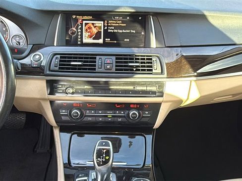 Used 2016 BMW 528i Sedan image 25