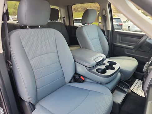 Used 2017 RAM 3500 Tradesman w/ Chrome Appearance Group image 46