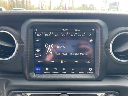Used 2023 Jeep Wrangler Unlimited Sahara w/ Cold Weather Group AWD/4WD image 20