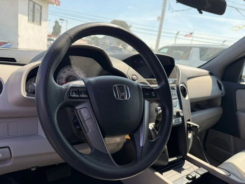 Used 2014 Honda Pilot LX image 11