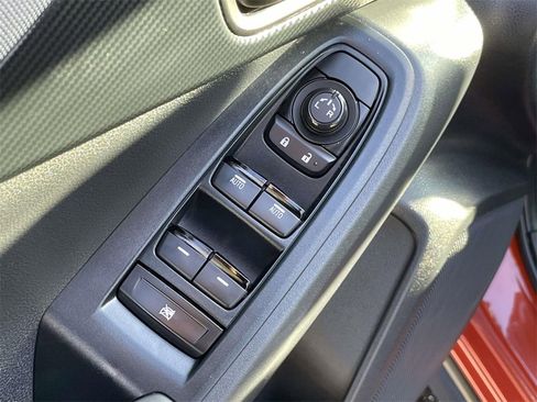 Used 2024 Subaru Crosstrek 2.0i Premium w/ Popular Package #3 image 16