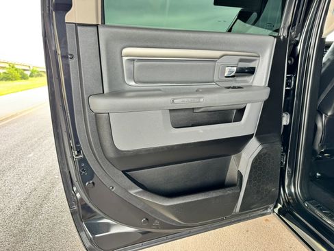 Used 2019 RAM 1500 Lone Star RWD image 17