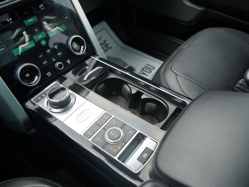 Used 2021 Land Rover Range Rover Westminster Edition image 42