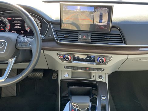 Certified 2024 Audi Q5 2.0T Premium Plus w/ Premium Plus Package image 25