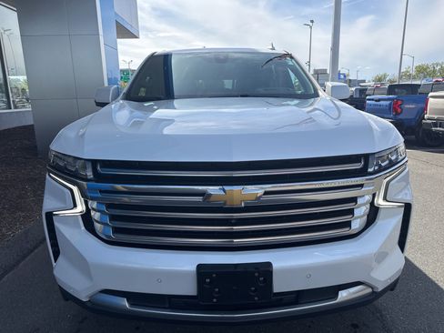 Used 2021 Chevrolet Tahoe High Country AWD/4WD image 3