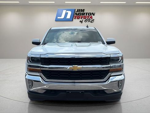 Used 2018 Chevrolet Silverado 1500 LT w/ Texas Edition AWD/4WD image 2