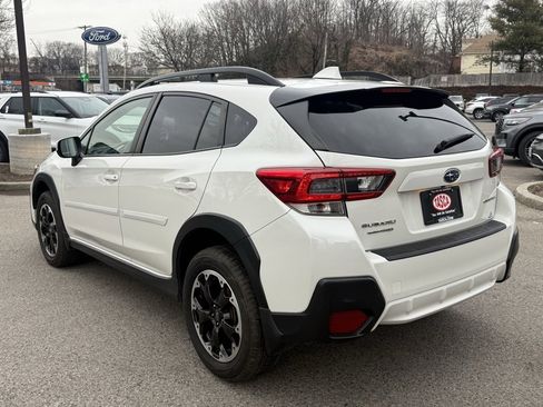 Used 2021 Subaru Crosstrek 2.0i Premium image 8
