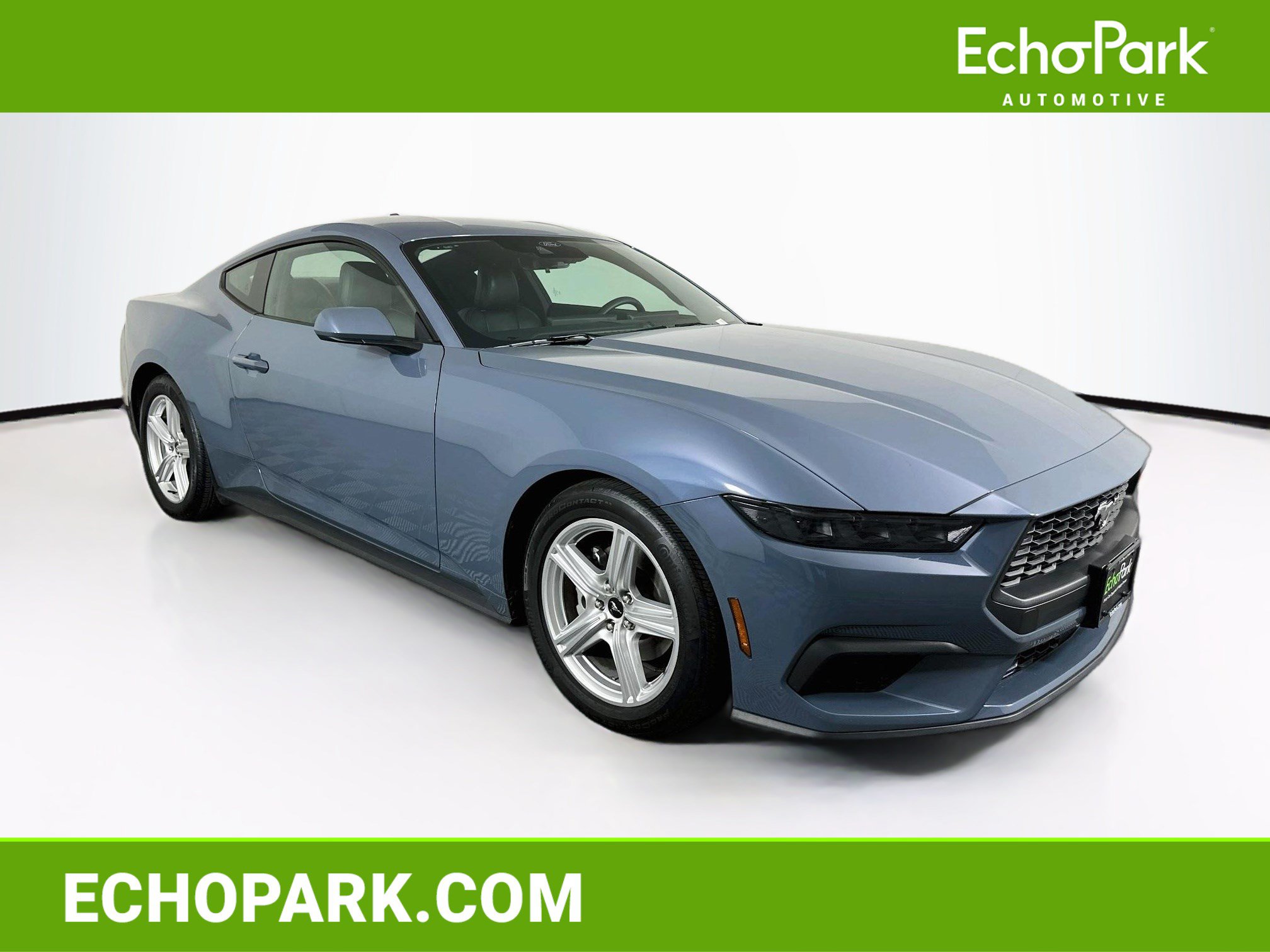 Used 2026 Ford Mustang Premium RWD image 1
