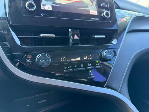 Used 2022 Toyota Camry SE image 37