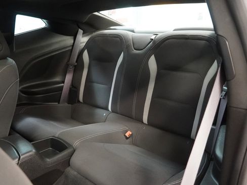 Used 2017 Chevrolet Camaro SS RWD image 23