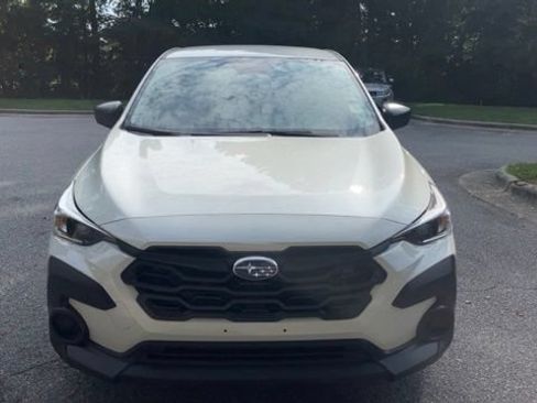Used 2025 Subaru Crosstrek 2.0i AWD/4WD image 3