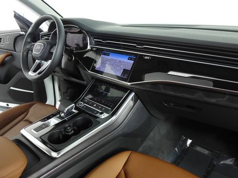 Used 2023 Audi Q8 Premium Plus w/ Premium Plus Package AWD/4WD image 13