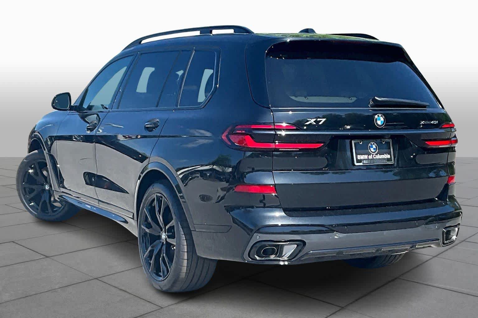 Used 2026 BMW X7 xDrive40i w/ M Sport Package AWD/4WD image 12