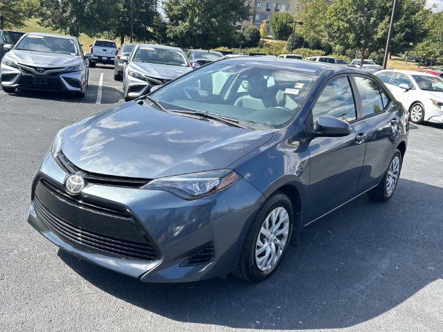 Used 2017 Toyota Corolla LE w/ Carpet Mat Package (TMS) FWD image 8