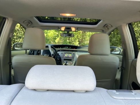 Used 2015 Toyota Prius Three w/ Solar Roof Package FWD image 7