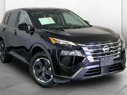 Used 2025 Nissan Rogue SV