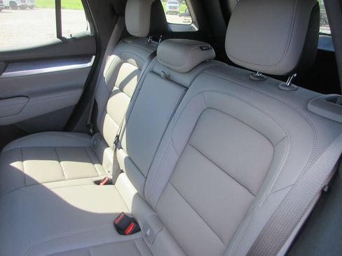New 2027 GMC Terrain Elevation w/ Elevation Premium Package FWD image 12