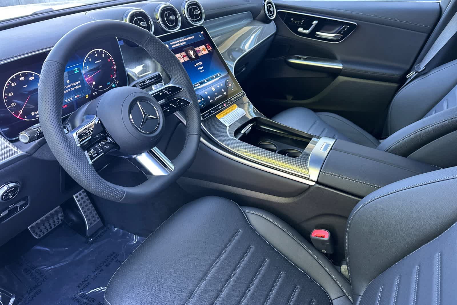 Certified 2026 Mercedes-Benz GLC 300 4MATIC image 9