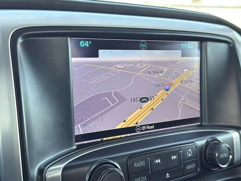 Used 2017 GMC Sierra 1500 SLE w/ SLE Value Package image 23