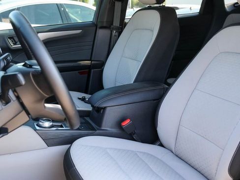 Used 2024 Ford Escape Active image 12